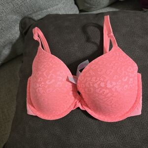 PINK Brand t-shirt bra